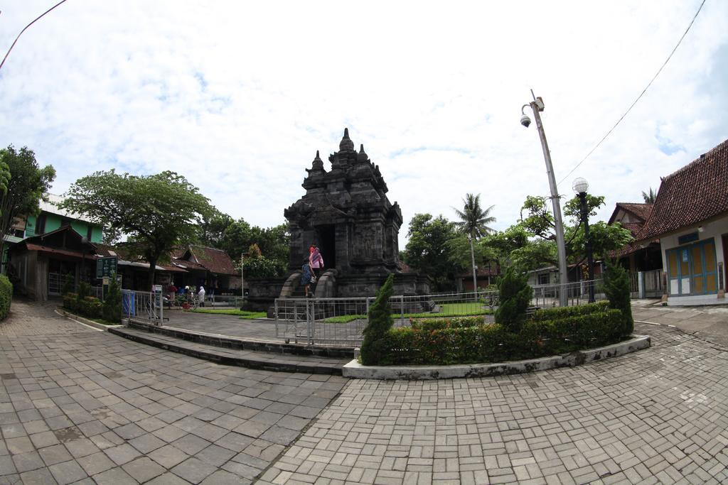 Omah Garengpoeng 2*